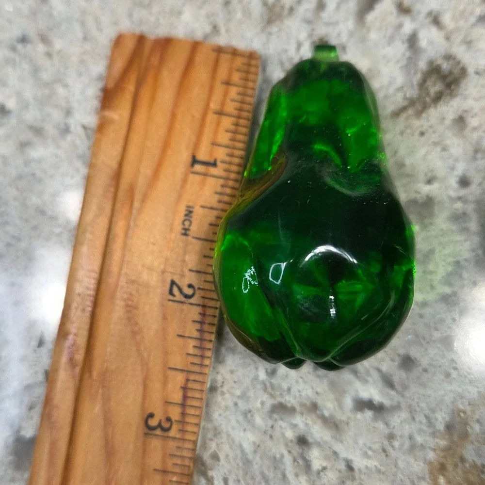 Vintage‎ 14 Green Solid Glass Pear Ornaments Pendants Christmas